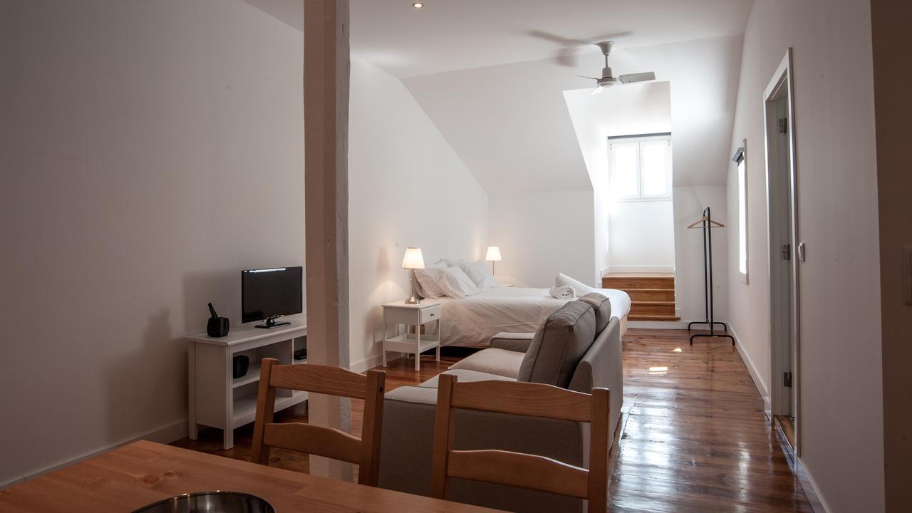 Gs Chiado Boutique Studios & Suites Lisbon Bagian luar foto