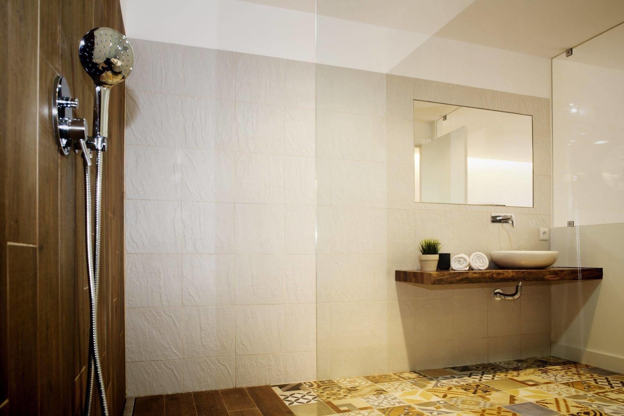 Gs Chiado Boutique Studios & Suites Lisbon Bagian luar foto
