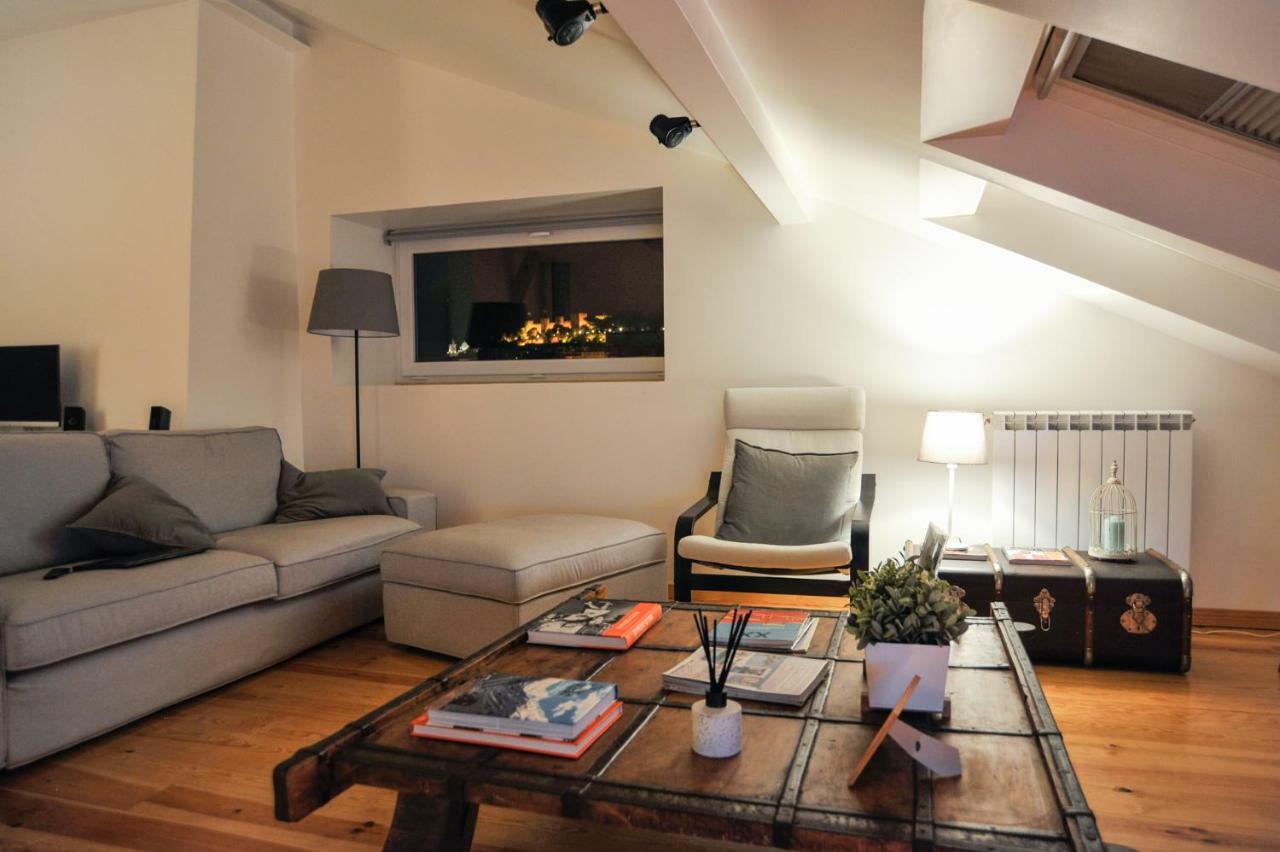 Gs Chiado Boutique Studios & Suites Lisbon Bagian luar foto